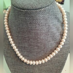 Elegant Fresh Water Pearl Necklace